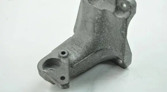 BMW 3 F30 F35 F31 Engine mounting bracket 6788612
