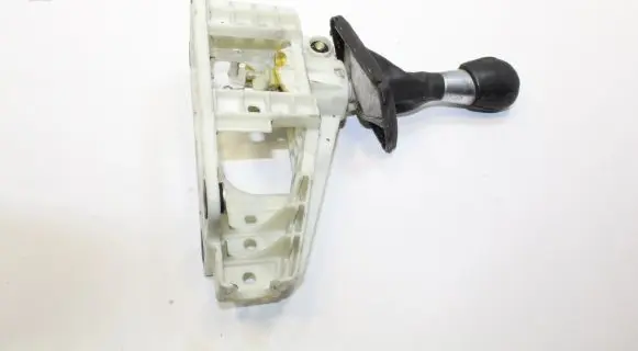 Volvo V60 Gear shifter/selector 31259807