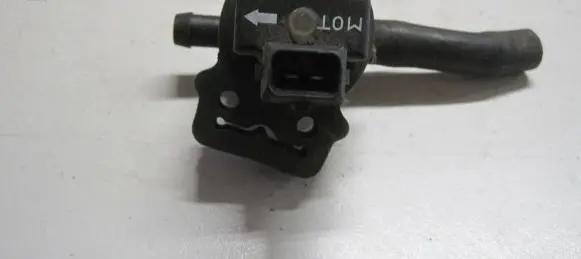 Mercedes-Benz S W220 Vacuum valve 0004701593