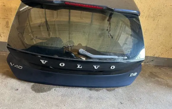 Volvo V40 Tailgate/trunk/boot lid