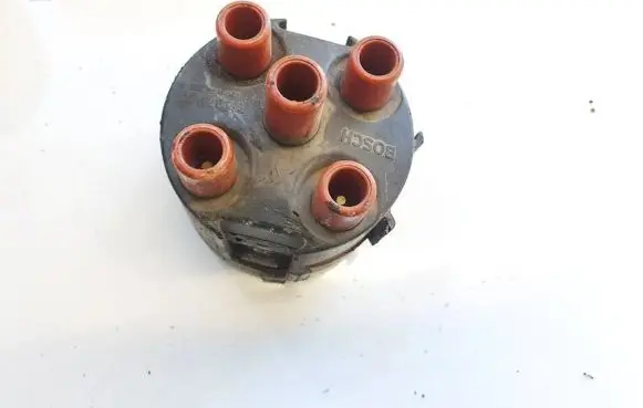 Volkswagen Golf III Spark distributor cap 0290004019