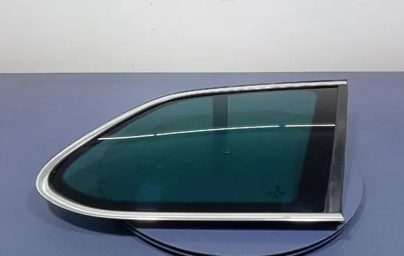 Volkswagen Golf Plus Rear side window 1K9845298AN
