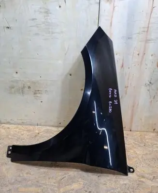 Mercedes-Benz B W245 Fender 