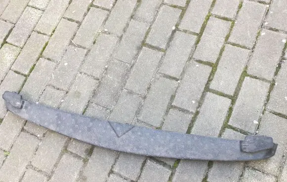 Opel Mokka X Front bumper foam support bar 94517440