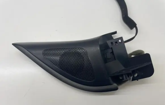 Volkswagen Jetta V Front door high frequency speaker 1K5837974