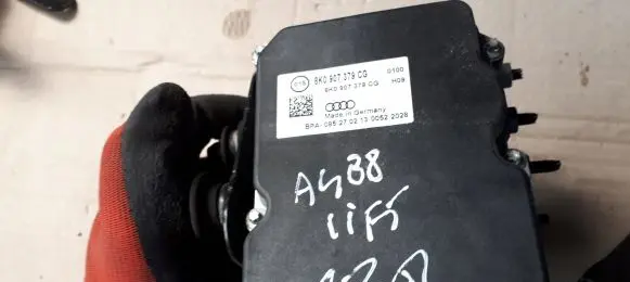 Audi A4 S4 B8 8K ABS Pump 8K0907379CG