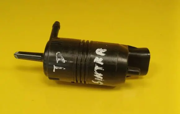 Opel Sintra Windscreen/windshield washer pump 22144915