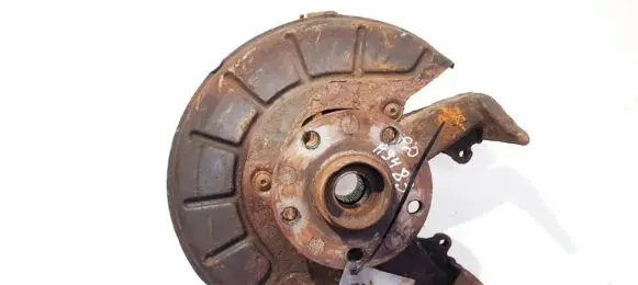 Skoda Octavia Mk2 (1Z) Front wheel hub