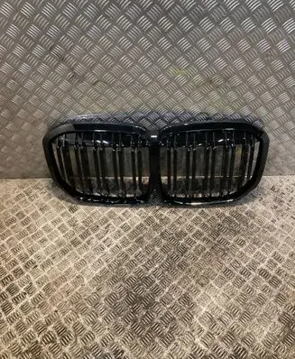 BMW X7 G07 Quarter panel pressure vent 51138745732 8745732