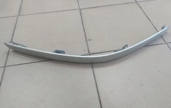 Toyota Avensis T250 Front bumper corner part panel trim 5271205020