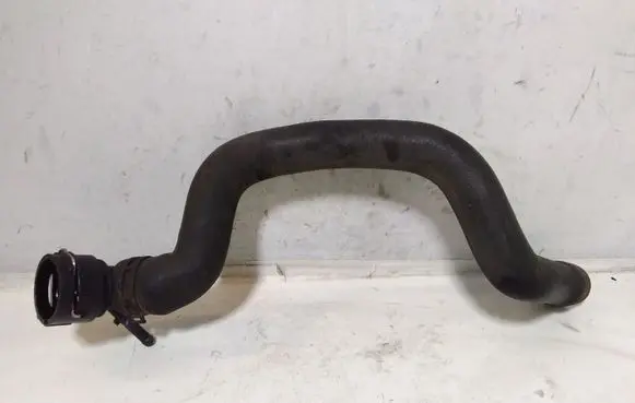 Skoda Octavia Mk2 (1Z) Engine coolant pipe/hose