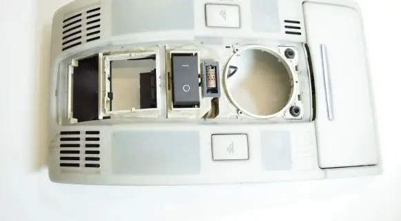 Audi A6 S6 C6 4F Front seat light 4F0947135N 4F0910177