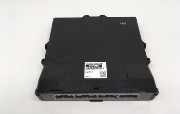 Toyota Auris E180 Other control units/modules 8998102050