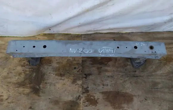 Nissan NV200 Front bumper support beam 
