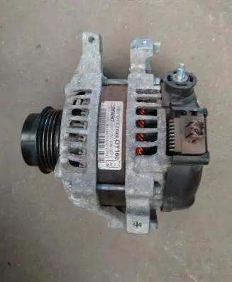 Toyota Auris E180 Generator/alternator 270600Y160