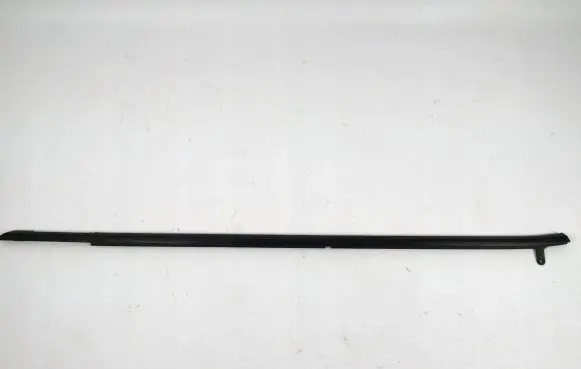 Chevrolet Camaro Rubber seal front coupe door window 23115065
