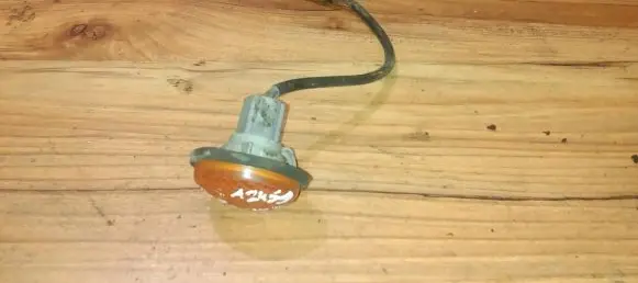 Nissan Micra Front fender indicator light