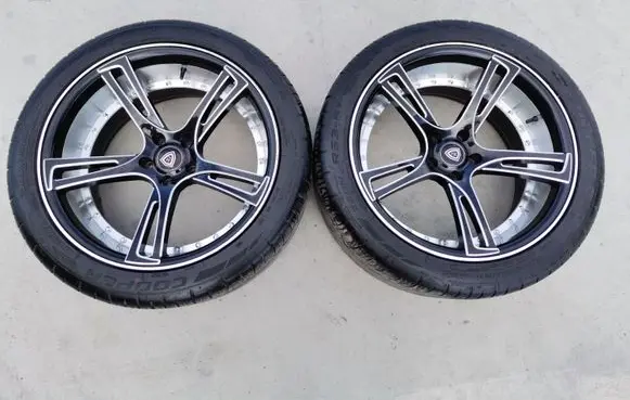 Dodge Challenger R20 alloy rim 
