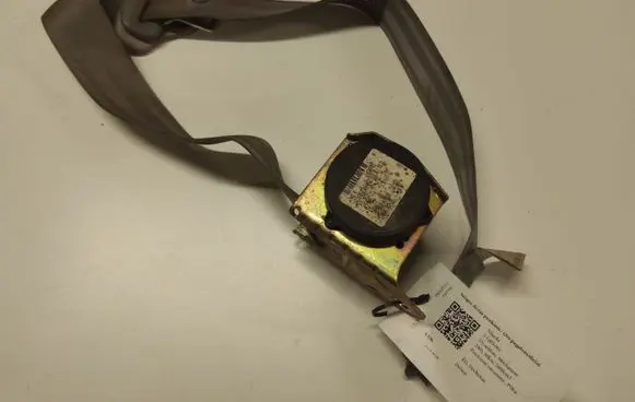 Mazda 3 I Front seatbelt 6032791 603157000