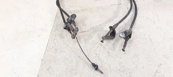 Handbrake/parking brake wiring cable