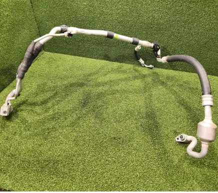 Air conditioning (A/C) pipe/hose