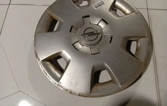 Opel Meriva A R15 wheel hub/cap/trim 13211441