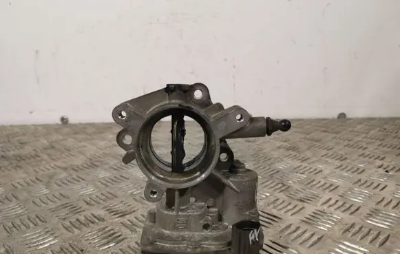 Opel Insignia A Electric throttle body valve 55564164
