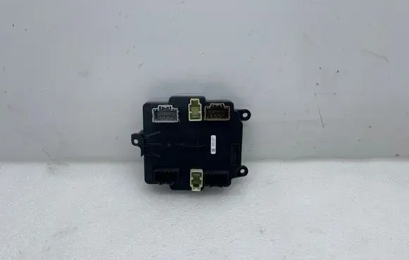 Tesla Model X Door control unit/module 106205610B
