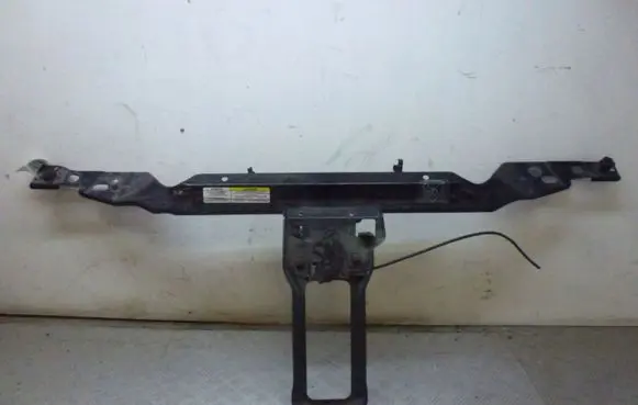 Jeep Cherokee Radiator support slam panel