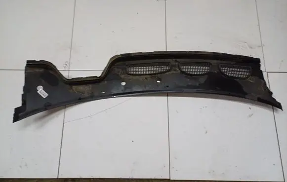 Wiper trim