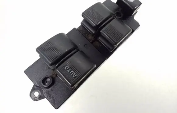 Mazda Premacy Electric window control switch CB0866350A 08Z0D4