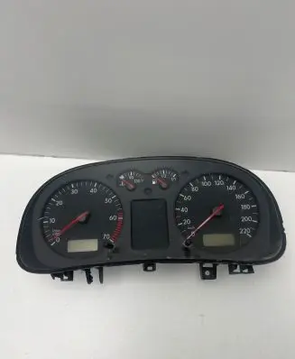Volkswagen Golf IV Speedometer (instrument cluster) 1036045007