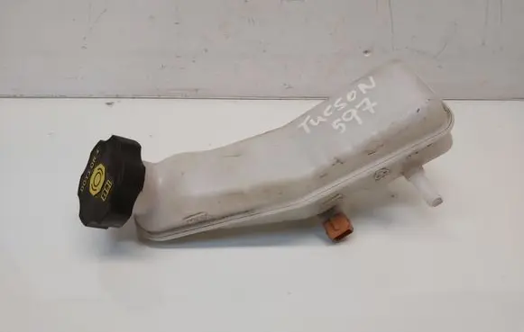 Brake fluid reservoir