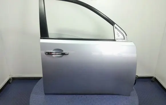 Mitsubishi L200 Front door 