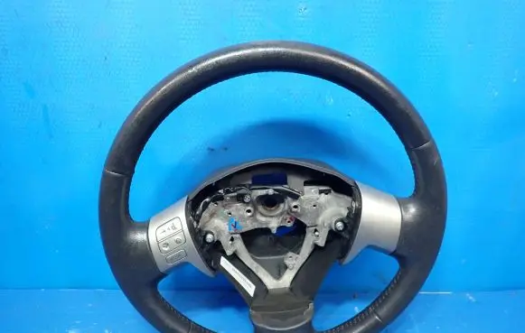 Toyota Auris 150 Steering wheel 607095202