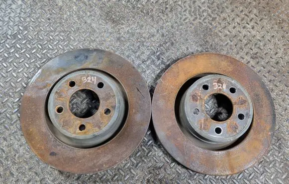 Ford Mustang VI Front brake disc