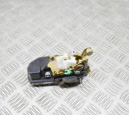 Jeep Commander Rear door lock