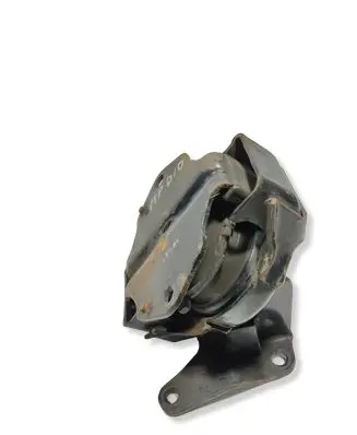 Mitsubishi Pajero Engine mount bracket MR374898
