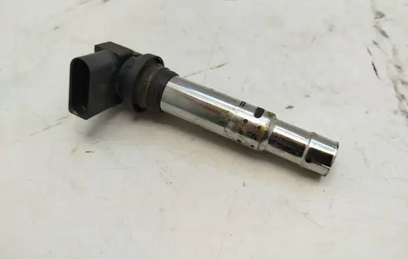 Skoda Fabia Mk2 (5J) High voltage ignition coil 036905715G