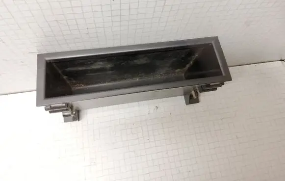 Toyota Yaris Glove box 5552116030