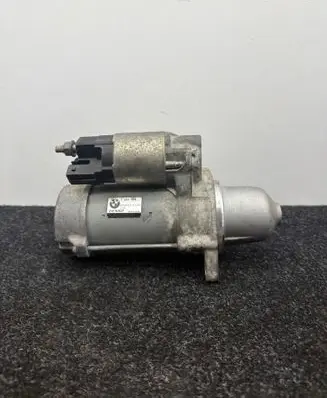BMW 4 F32 F33 Starter motor 7631558 4280009130