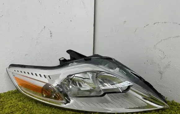 Ford Mondeo MK IV Headlight/headlamp 7s71-13w029-ef