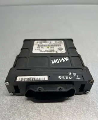 Volkswagen Touareg I Gearbox control unit/module PCFC001478