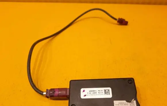 Tesla Model 3 Other control units/modules 103297100A