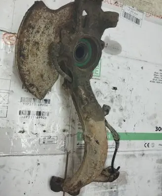 Audi A6 S6 C5 4B Front wheel hub spindle knuckle