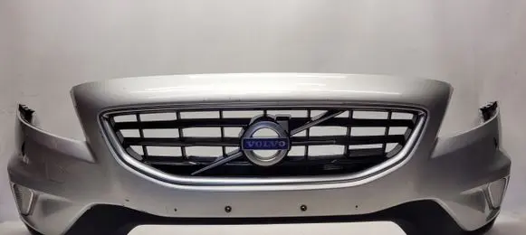 Volvo V40 Front bumper 3437085