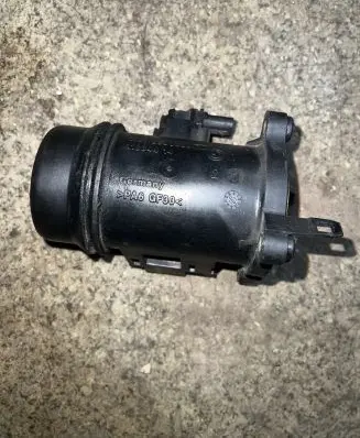 BMW 5 F10 F11 Mass air flow meter 8506359 11884414