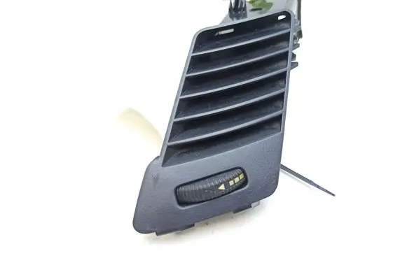 Mercedes-Benz Sprinter W906 Dash center air vent grill A9068300354