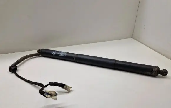 BMW X5 F15 Tailgate/trunk strut/damper 7449810