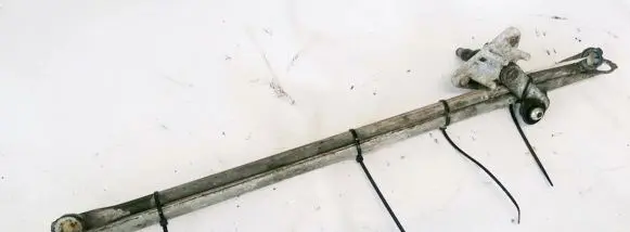 Subaru Outback Front wiper linkage and motor